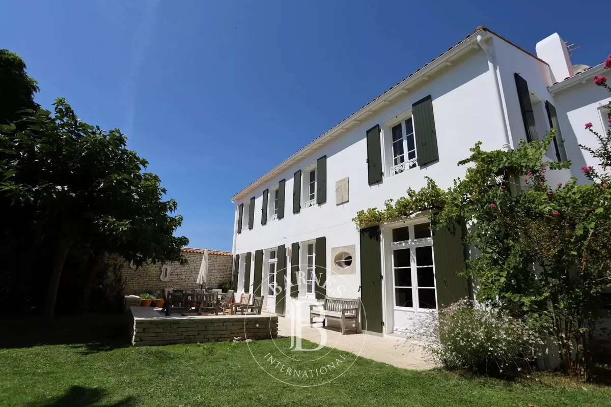 Villa Phoenix, maison à louer à La Couarde-sur-Mer · réf. 86335561 · vue 1