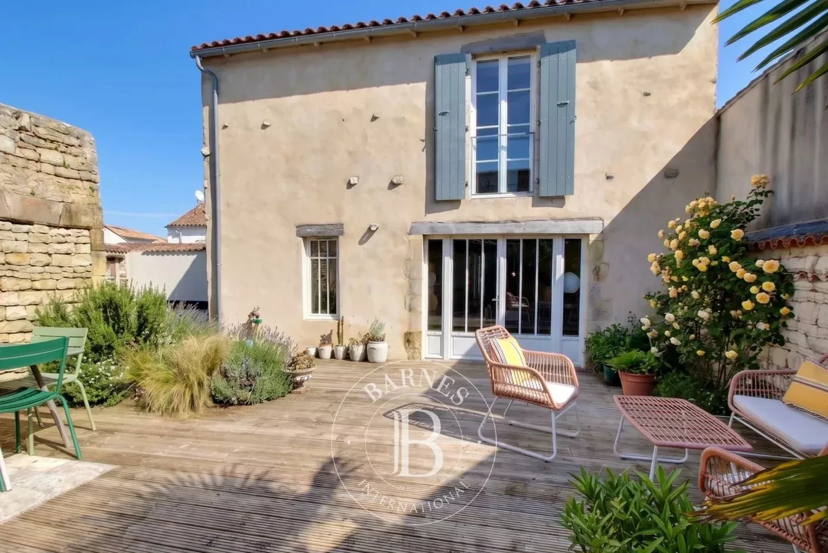 Maison à vendre à Sainte-Marie-de-Ré · réf. 86800669 · vue 1