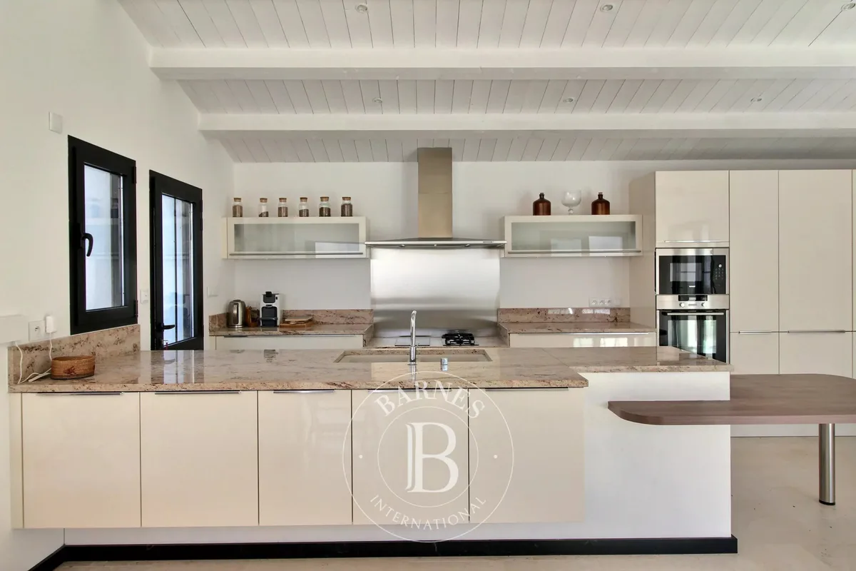 Maison à vendre au Bois-Plage-en-Ré · réf. 87406523 · vue 2
