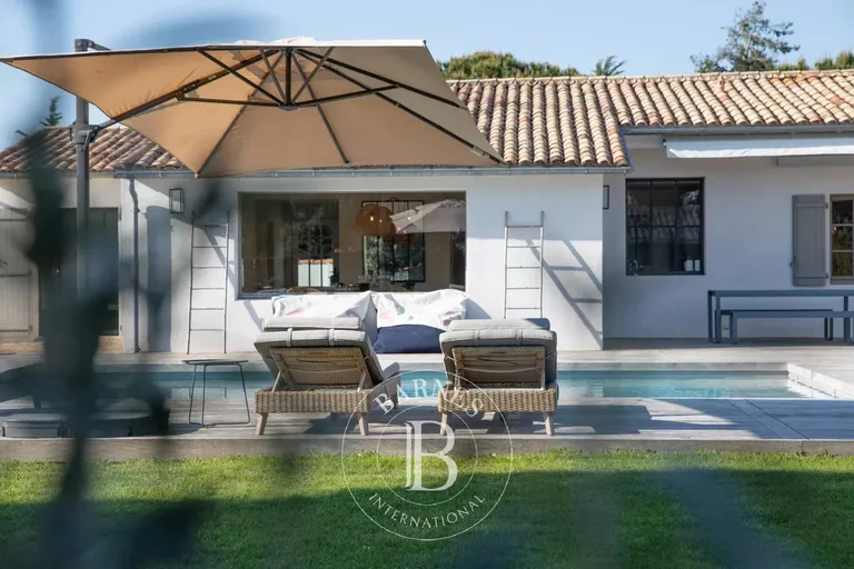 Villa Madame, location de vacances à Les Portes-en-Ré · réf. 84209047